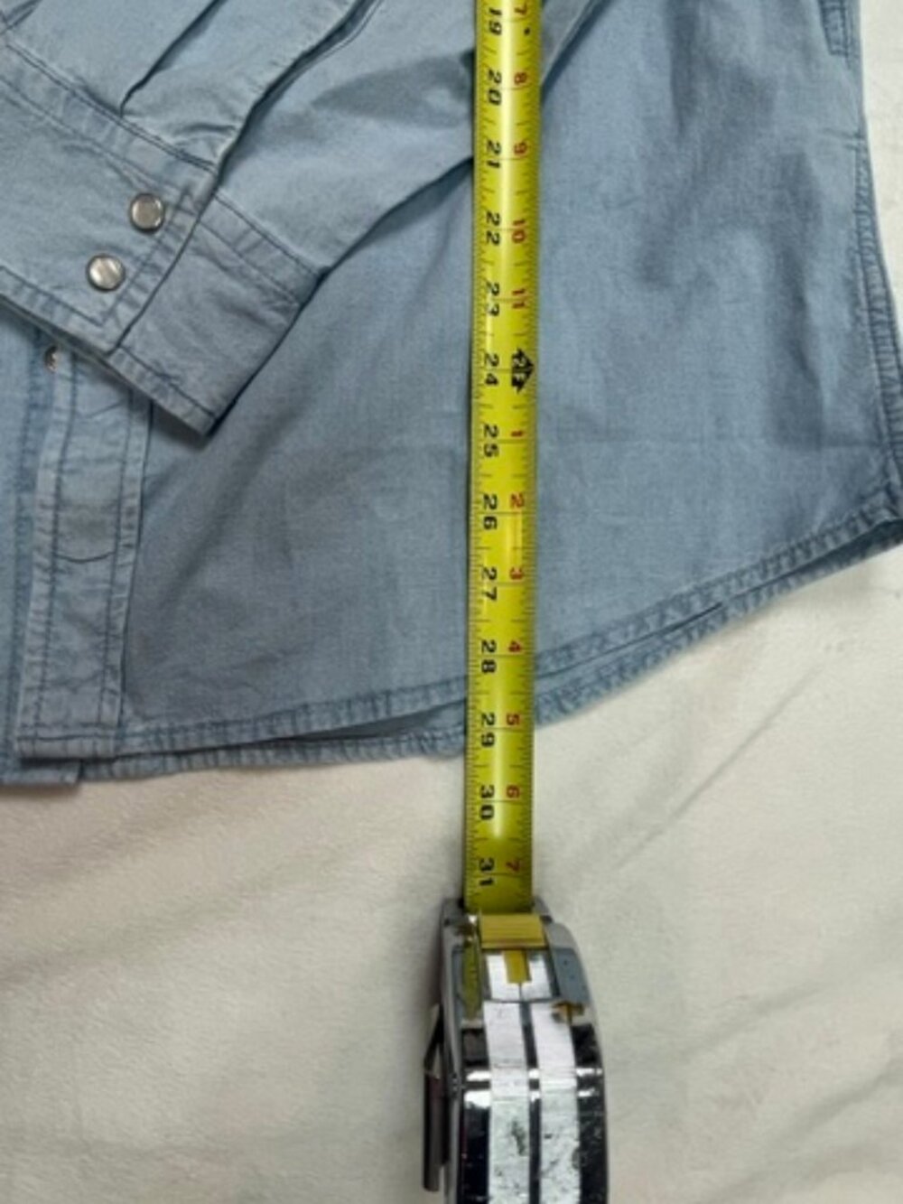 Levi's Men Pocketed Light Wash Denim Western Shirt, Blue, Size L - Picture 9 of 10